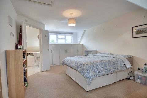 48 Upton Close, Henley-on-thames, RG9 1BU