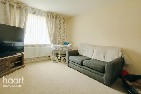 23 Kingsway, Stainforth, Doncaster, DN7 5PB