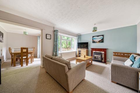 15 Heron Close, Guildford, GU2 9PH