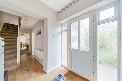 15 Heron Close, Guildford, GU2 9PH
