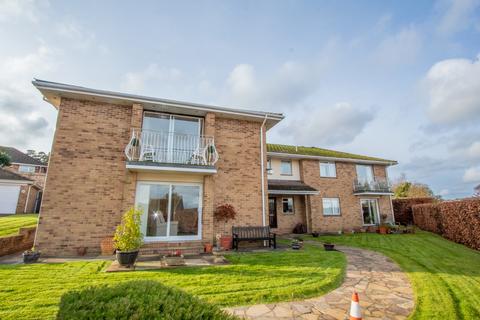 3 bedroom flat for sale, Farrant Court, Sidmouth