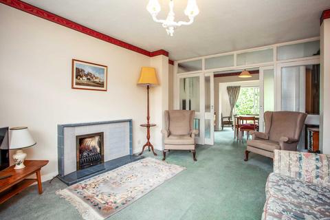 12 Tredegar Road, Emmer Green, Reading, RG4 8QF