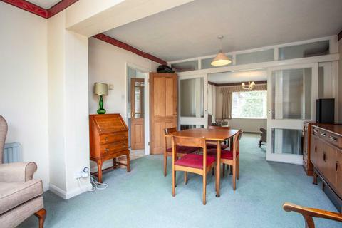 12 Tredegar Road, Emmer Green, Reading, RG4 8QF