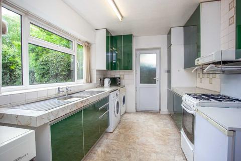12 Tredegar Road, Emmer Green, Reading, RG4 8QF