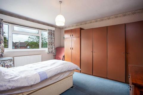 12 Tredegar Road, Emmer Green, Reading, RG4 8QF
