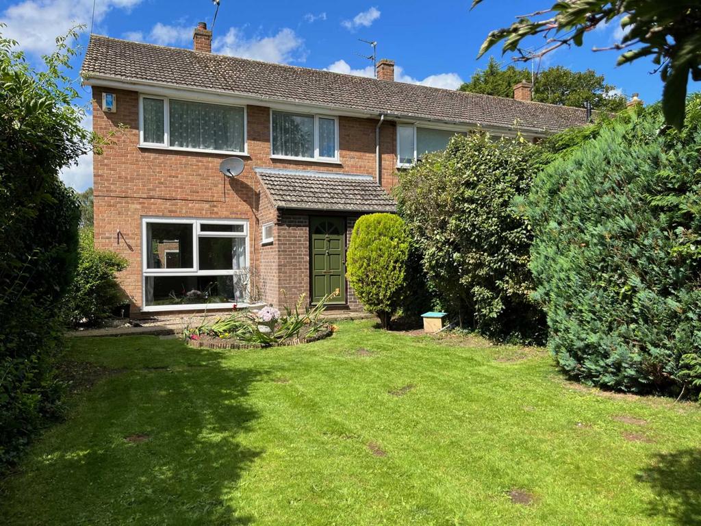 Pond Lane, Norwich NR8 3 bed end of terrace house for sale £260,000