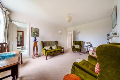 15 Crawley Road, Witney, OX28 1HX