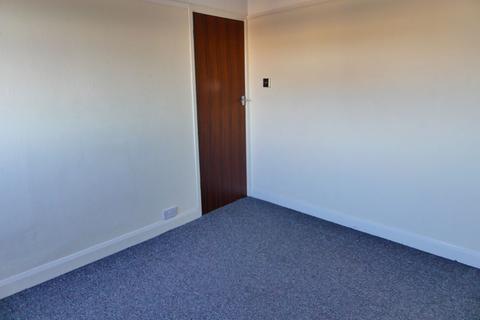 2 bedroom flat to rent, Footscray Road, London, SE9