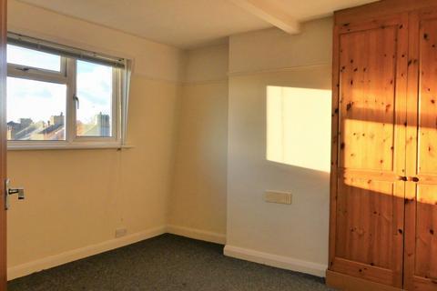 2 bedroom flat to rent, Footscray Road, London, SE9