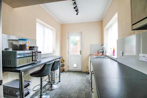7 Orton Grove, Rhyl, LL18 1DG