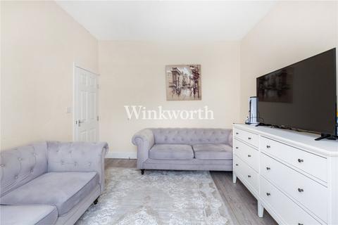 46 Station Crescent, London, N15 5BE