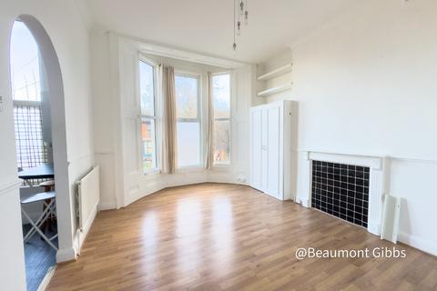 1 bedroom flat to rent, Vicarage Park, Plumstead, London, SE18 7SX