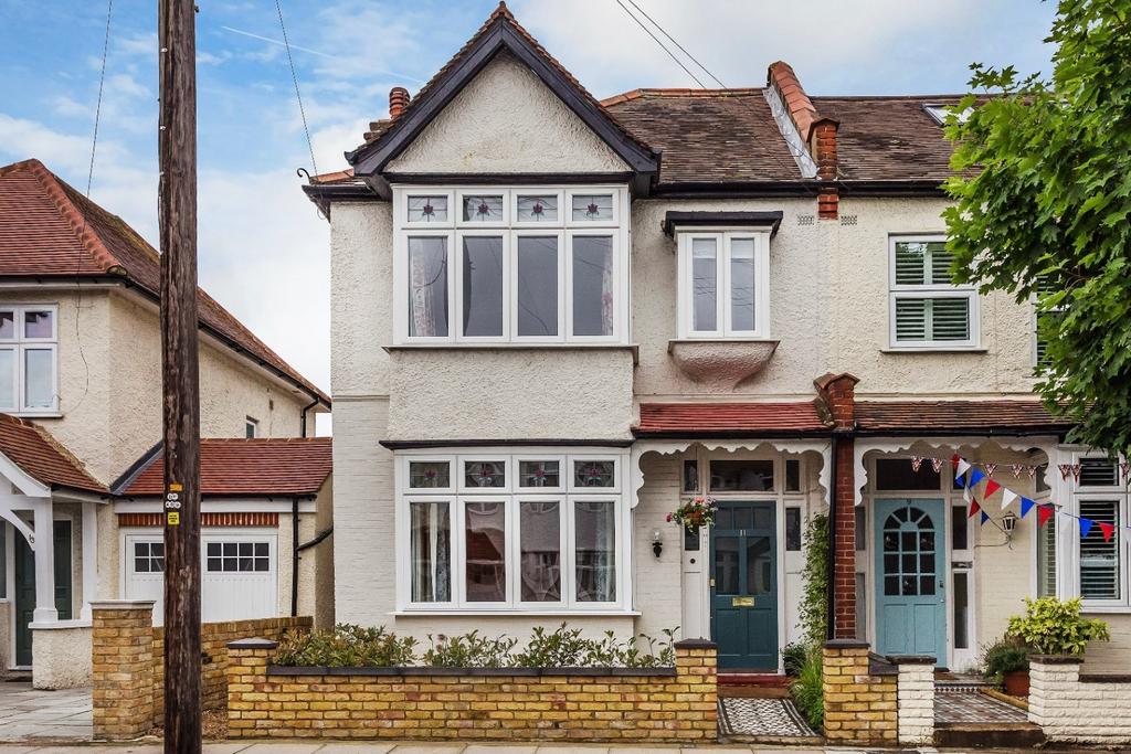 Belmont Avenue, New Malden KT3 4 bed end of terrace house £650,000