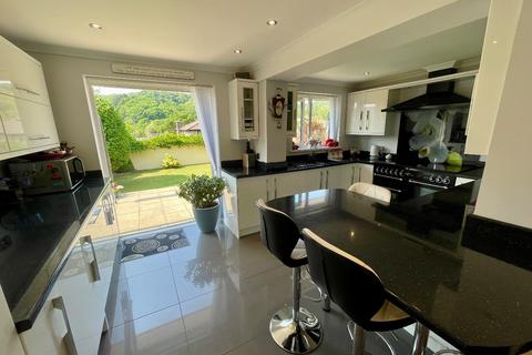 6 Bryn Onnen, Pontardawe, Swansea, SA8 4LH