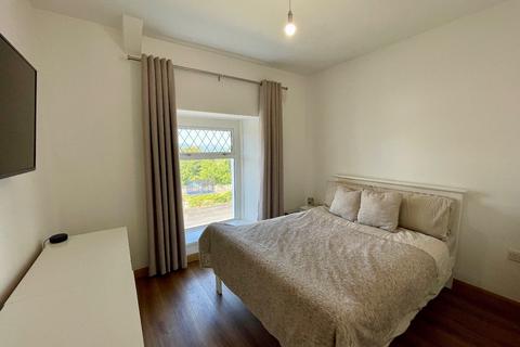 15 Cefn Road, Glais, Swansea, SA7 9EZ