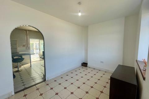 15 Cefn Road, Glais, Swansea, SA7 9EZ
