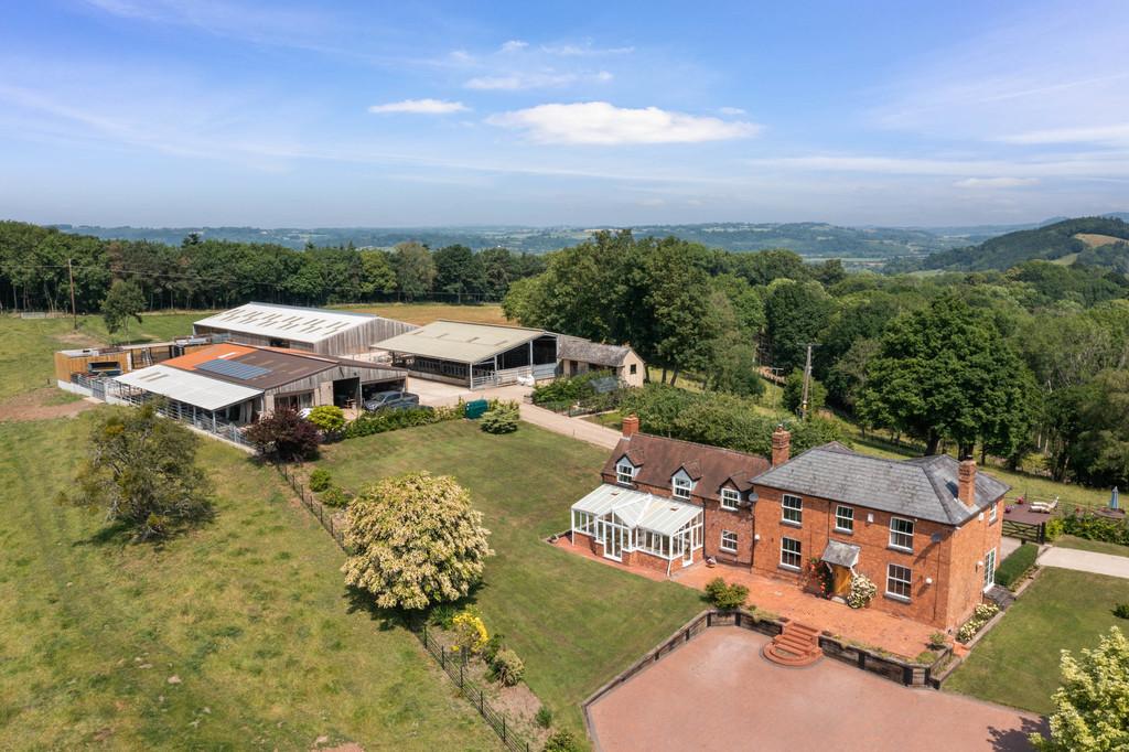 Lulsley, Knightwick, Worcestershire, WR6 5QT 4 bed farm house for sale