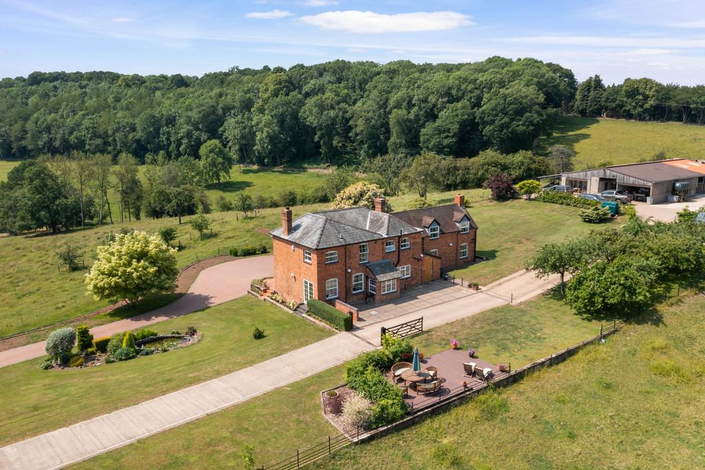 Lulsley, Knightwick, Worcestershire, WR6 5QT 4 bed farm house for sale