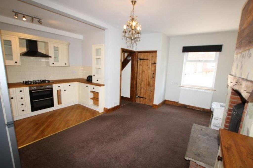 Rowland Road, Barnsley 4 bed semidetached house £795 pcm (£183 pw)