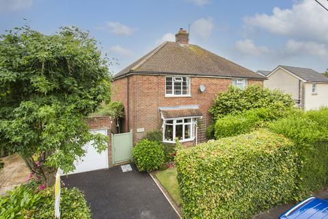 Lyn Gladstone Road, Crowborough, TN6 1PN