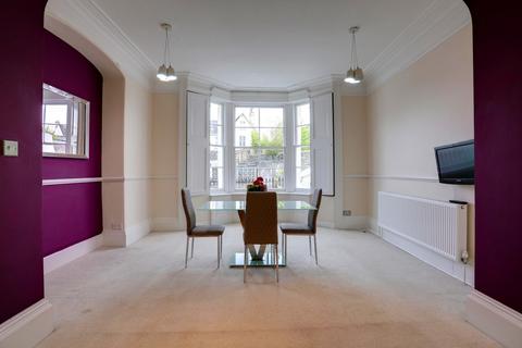 14 Devon Square, Newton Abbot, TQ12 2HR