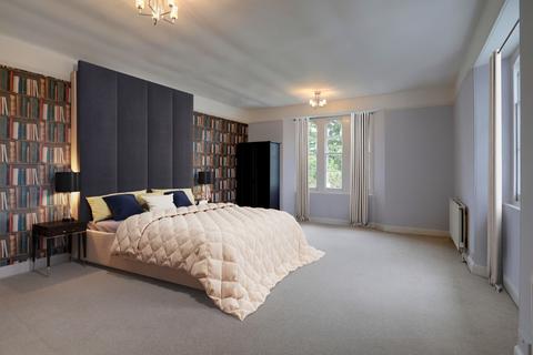 14 Devon Square, Newton Abbot, TQ12 2HR