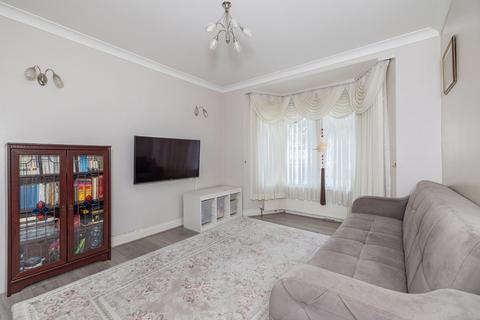 5 bedroom semi-detached house for sale, Ellison Gardens, Southall