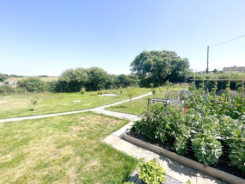Arosfa, Ewenny Road, Wick, The Vale of CF71 7QA 5 bed