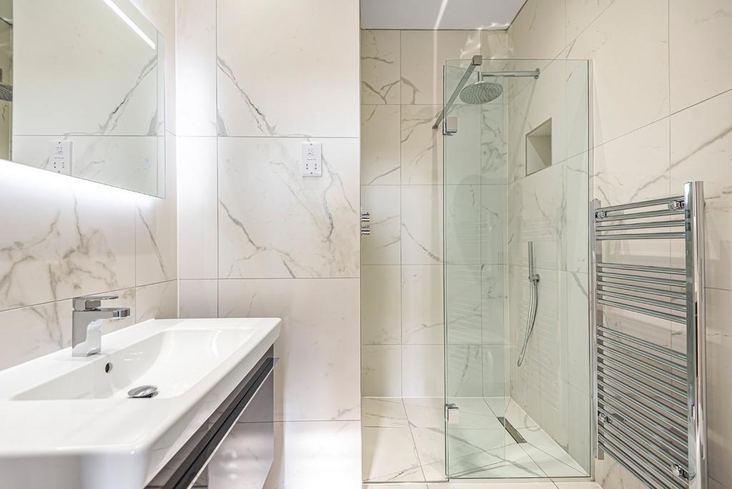 Bathroom Spec