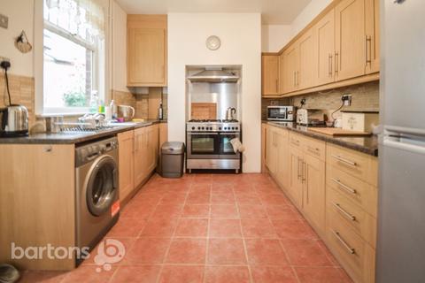 5 bedroom semi-detached house for sale, Station Road, Masborough