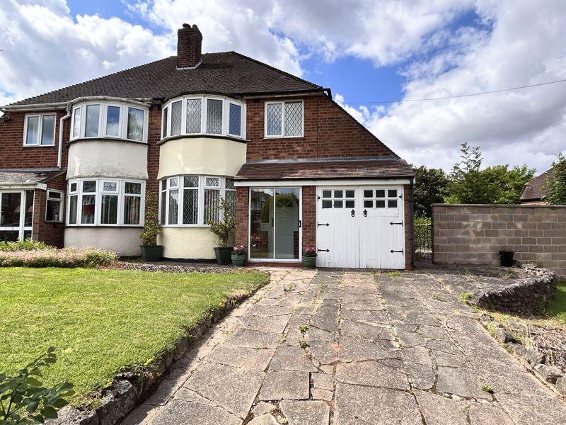 Parkhill Road, Sutton Coldfield, B76 1EY 3 bed semidetached house for sale £320,000