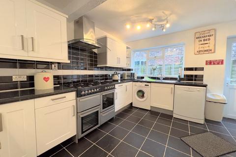 4 bedroom detached house for sale, Walmley Road, Sutton Coldfield, B76 1PB