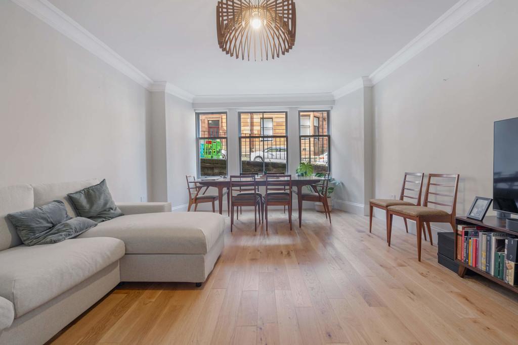 Apartment in Glasgow, North Kelvinside, Hillhead - View 3