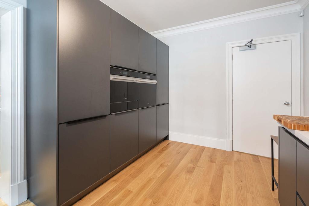 Apartment in Glasgow, North Kelvinside, Hillhead - View 5