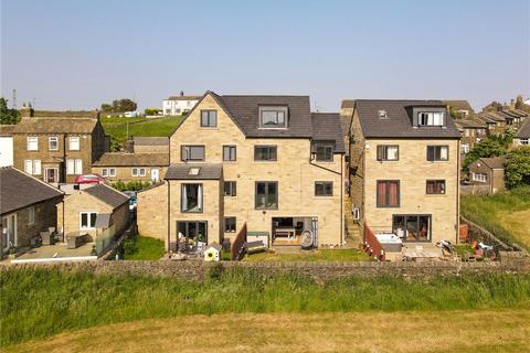 4 bedroom semi-detached house for sale, Harecroft, Wilsden, Bradford, West Yorkshire, BD15