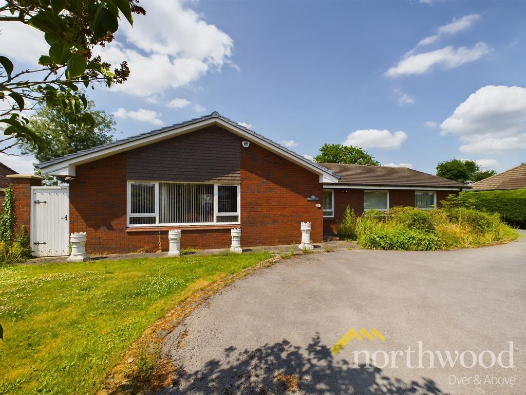 Pickmere Lane, Wincham, Northwich, CW9 4 bed bungalow for sale £550,000
