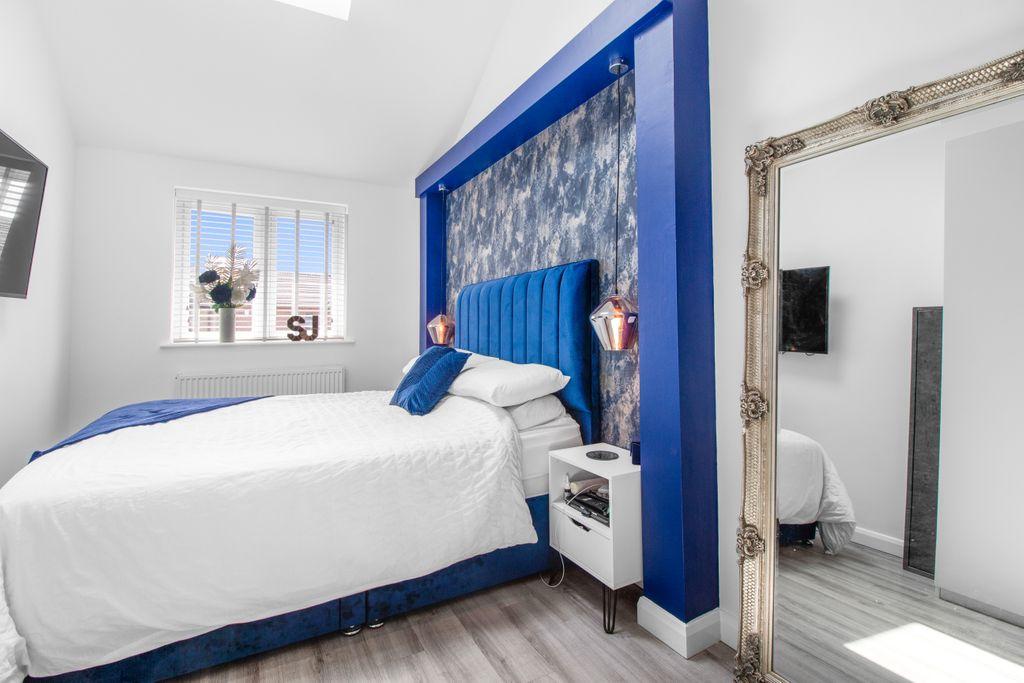 Bedroom 1 (Double with Ensuite)