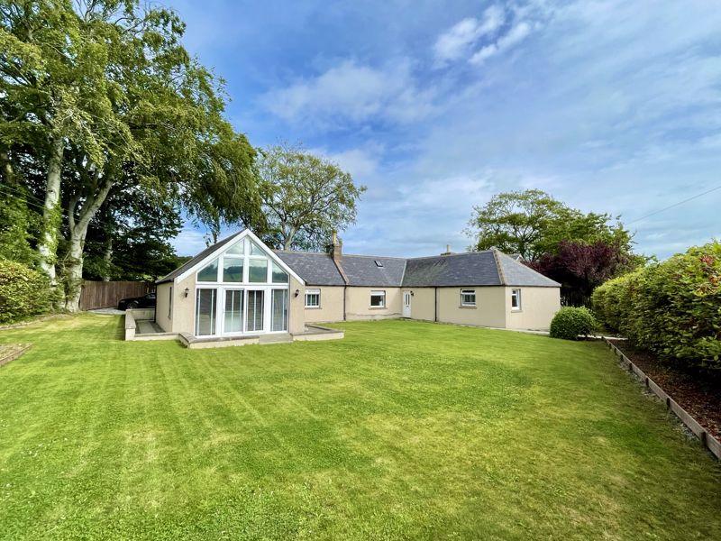 Muir Of Fowlis, Alford, Aberdeenshire. AB33 8NU 4 bed bungalow for sale