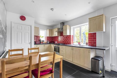 3 bedroom semi-detached house for sale - Eastmead, Midsomer Norton, Radstock, Somerset, BA3