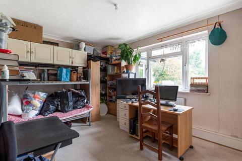 9 Mada Road, Orpington, BR6 8HG