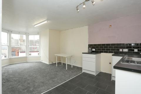 2 bedroom flat for sale, High Street, Ramsgate, CT11