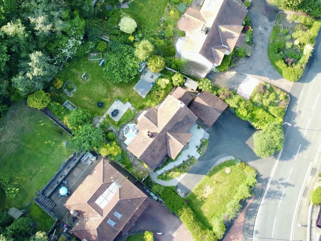 Plymouth Road, Redditch, B97 5 bed detached house £550,000