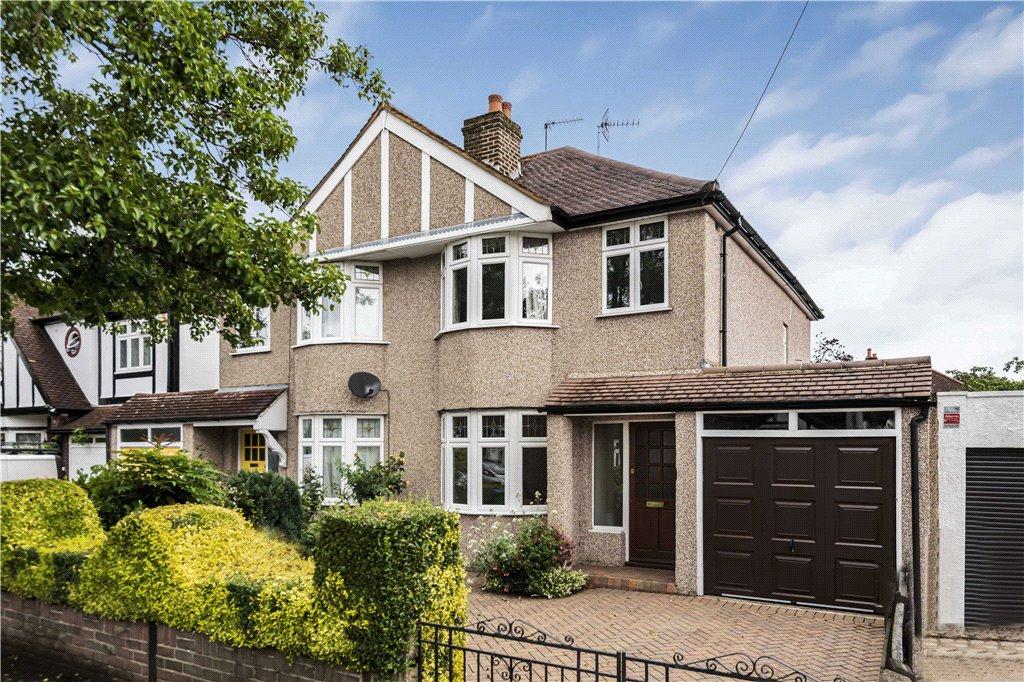 Waverley Avenue, Twickenham, TW2 3 bed semidetached house for sale £