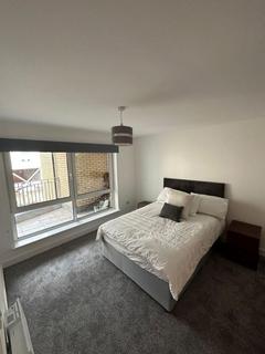 2 bedroom flat to rent, Barrland Street, Pollokshields, Glasgow, G41