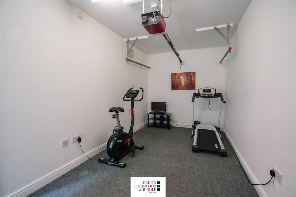 Gym/office