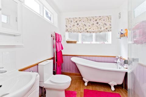 Aurora Croft Road, Crowborough, TN6 1DS