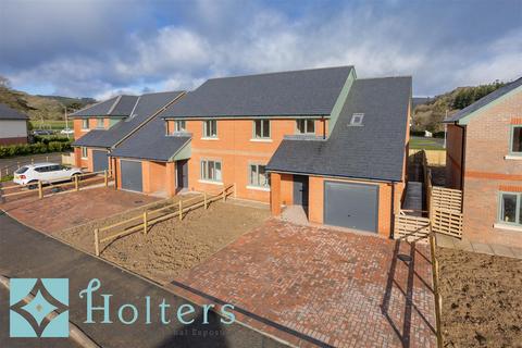 9 Y Maes, Beulah, Llanwrtyd Wells, LD5 4YH