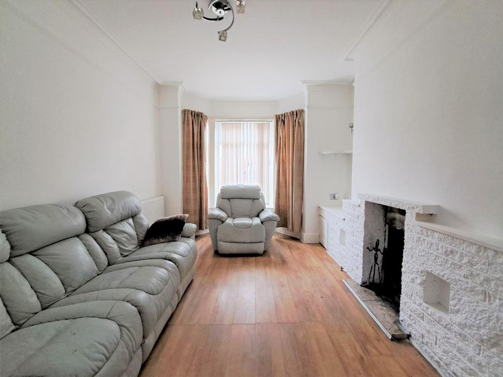Laburnum Road, Denton, Manchester, M34 3 bed terraced house for sale
