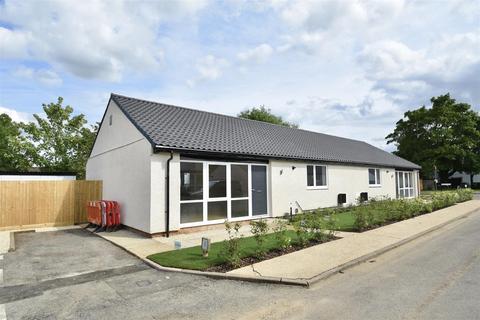 7 Eady Road, Upper Heyford, Bicester, OX25 5TU
