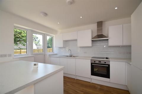 7 Eady Road, Upper Heyford, Bicester, OX25 5TU